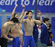 한국 수영, 남자 계영 800m서 AG 단체전 '사상 첫 금메달'