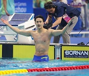 [속보] 백인철, 아시안게임 남자 접영 50ｍ 금메달…한국·대회신기록