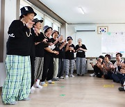 칠곡할매 힙합그룹 '수니와칠공주', 추석날 가족들 앞에서 랩공연