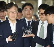 '압수수색 376번' 공방…검찰-이재명 신경전 지속