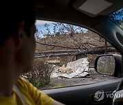 Hawaii Wildfires Water Gaps