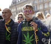 epaselect DENMARK PROTEST CANNABIS LEGALIZATION