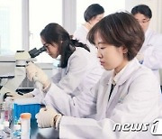 "韓제약에 역사적 사건"…한올바이오파마 '신약 기술'로 高高?[종목현미경]