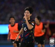 [항저우AG] 홍현석·송민규 연속골…황선홍호, 중국 2-0 꺾고 4강 진출