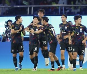 [속보] 한국 축구, 中에 2-0 승…4강서 우즈벡과 격돌