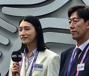 마이크 잡은 김연경, 윤봉우 KBS 해설위원