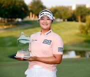 '할 수 있다' 다짐이 통했다..LPGA 첫 우승 유해란 "새벽 응원해준 분들께 감사드린다"