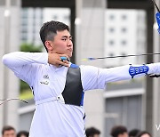 [2022항저우] '활의 민족' 남북대결 펼친 男 리커브 대표팀, 북한에 6-0 완승... 한일전 예고