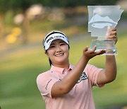 유해란, 아칸소 챔피언십 정상 'LPGA 첫 우승'