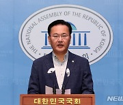 여당, '노인의 날' 맞아 "어르신 편안한 노후 보내도록 노력"