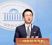 민주 "합심해 민생 살리라는 게 추석 민심…영수회담 왜 피하나"