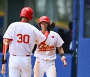 중국 야구, 일본 꺾는 이변...대만에 패한 류중일호에 호재