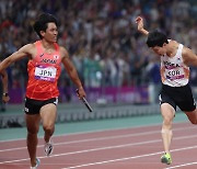 37년 만에 쾌거…육상대표팀, 400m 男 계주서 값진 동메달(종합)[항저우AG]