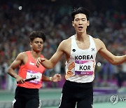 고승환, 남자 400ｍ 계주 3위로 결승선 통과