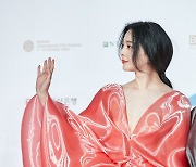 [28th BIFF] 판빙빙, 루머 딛고 복귀 "삶의 기복 누구에게나 있어"