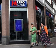 BRITAIN METRO BANK