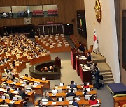 이균용 임명 부결·채 상병 특검 패트 지정…巨野 폭주에 갈등 고조(종합)