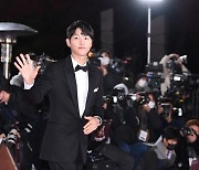 '화란' 송중기 "쇼트트랙 선수 출신…악과 깡 생겼다"