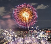 불꽃 축제 앞두고 ‘바가지요금’ 받은 호텔 5곳 적발