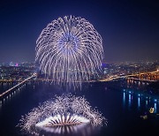 불꽃축제 '먹통' 걱정 없다…통신3사 시설·용량 증설