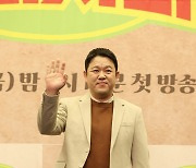 '오빠시대' 김구라 "머라이어 캐리 캐롤송처럼 좋은 노래=대중이 계속 찾아"