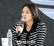 [T포토] 이솜 '햇빛 받아 반짝'