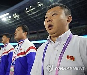 북한, 여자축구 결승 일본전 1-4 참패…미녀 응원단 '눈물' [AG 현장리뷰]