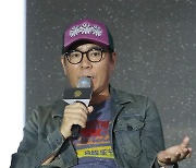 '거미집' 김지운 "감독 외롭고 고독해…송강호는 이걸 아는 사람" [BIFF]