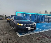 알던 건데도 새롭다…‘영앤리치車’ BMW 뉴 5시리즈[면허 1년차 시승기]