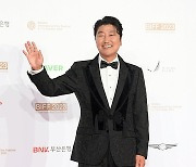 ‘부국제 호스트’ 송강호 “주윤발, 직접 맞이해 굉장히 감동”(거미집)[M+BIFF현장]