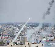 팔레스타인 보건부 "이스라엘 공습으로 198명 사망…1610명 부상"