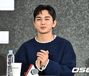 유성호, 잔잔한 미소가 돋보이네 [사진]