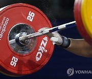 APTOPIX China Asian Games Weightlifting