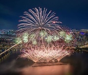 오색 불꽃 물든 가을밤…한화, 서울세계불꽃축제 성황