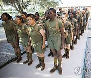 Marines Integrating Women