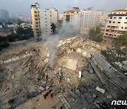 이스라엘 예고한 '피의 보복', 하마스가 잡은 인질로 꼬이나