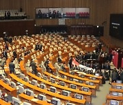 “한국 망했네요” 인구절벽…국회 인구특위는 8개월간 4번만 모였다