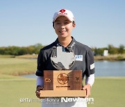 김효주, LPGA 시즌 첫 승 달성..2주 연속 한국 선수 와이어 투 와이어 우승 기록