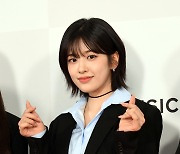 [포토] 아이브 안유진 '사랑해요'