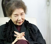 '사랑의 말은 사라지지 않는다' 한국 여성 시단 대표 원로 김남조 시인 별세