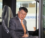 곽재선 KG모빌리티 회장, KGM 커머셜 수장도 맡는다… 경영정상화 속도