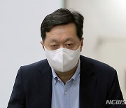 법원, 이재명 재판에 정진상 '뇌물 혐의' 병합 심리