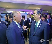 정의선 회장, 한덕수 국무총리와 환담