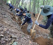 산야에 잠들어 계신 호국영웅 끝까지 찾는다