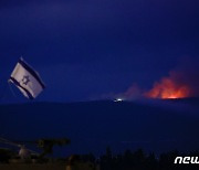 레바논 무장조직 헤즈볼라 대전차 공격…이스라엘도 공습으로 맞불(상보)