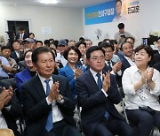 강서구청장 예측조사···진교훈 51.7% VS 김태우 41.6%