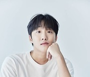 홍사빈의 꿈, '그럴법한 배우'로 성장하길[TF인터뷰]