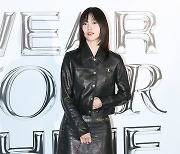 [포토] 있지 류진, '밤에 더 예쁨'