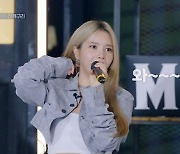 마마무 솔라·양요섭도 반했다…"질투 넘어 경외심" 누구길래?