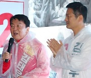 “Lee Jun-seok should be removed for attacking party members,” Ahn Cheol-soo to file a case against former party leader